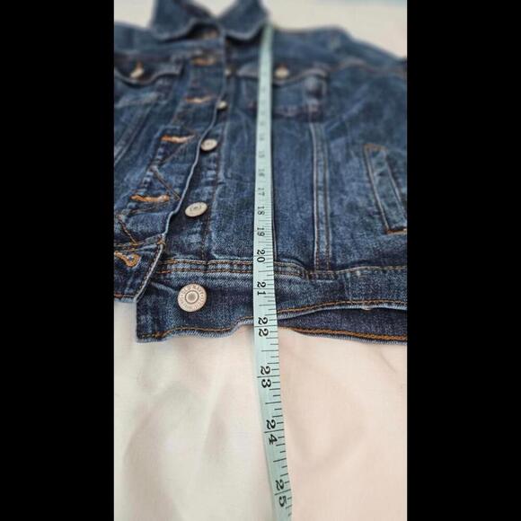 Old Navy Women's Denim Jacket - Size S - Classic Blue Jean Style - Picture 7 of 7